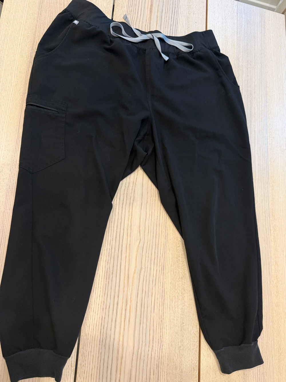 Figs Women's Black Joggers with Gray Drawstring